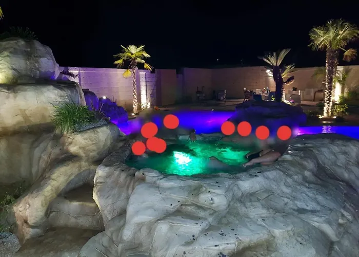 Zecca Con Piscina Lecce